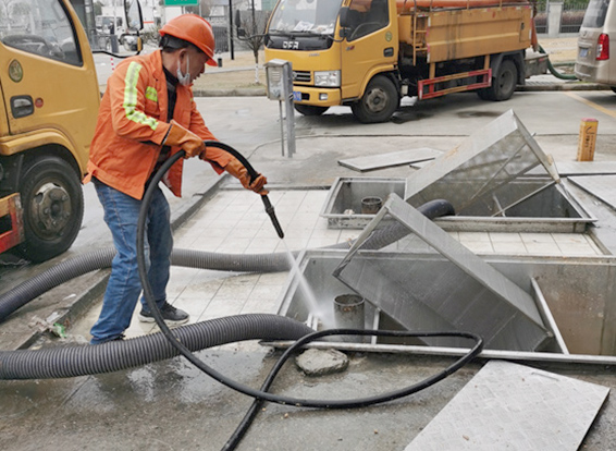 龙楼镇隔油池清理